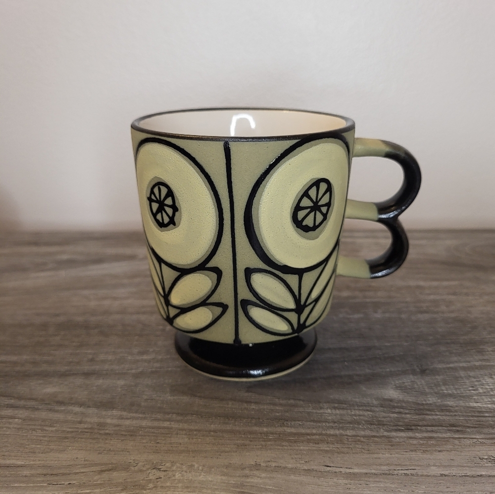 Vintage Floral Stoneware Footed Mug Japan 1970s